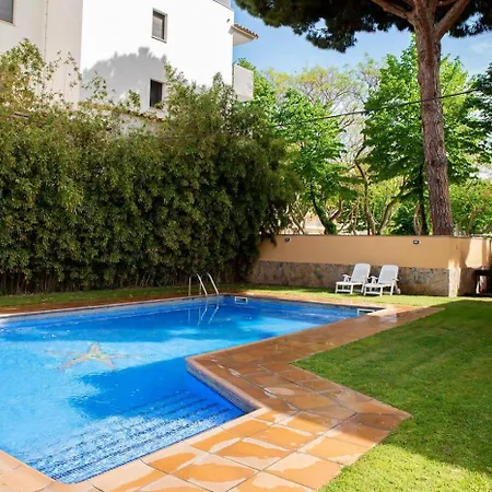 Apartment Acogedor Apto Muy Centrico Con Piscina En