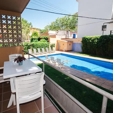 Apartment Acogedor Apto Muy Centrico Con Piscina En